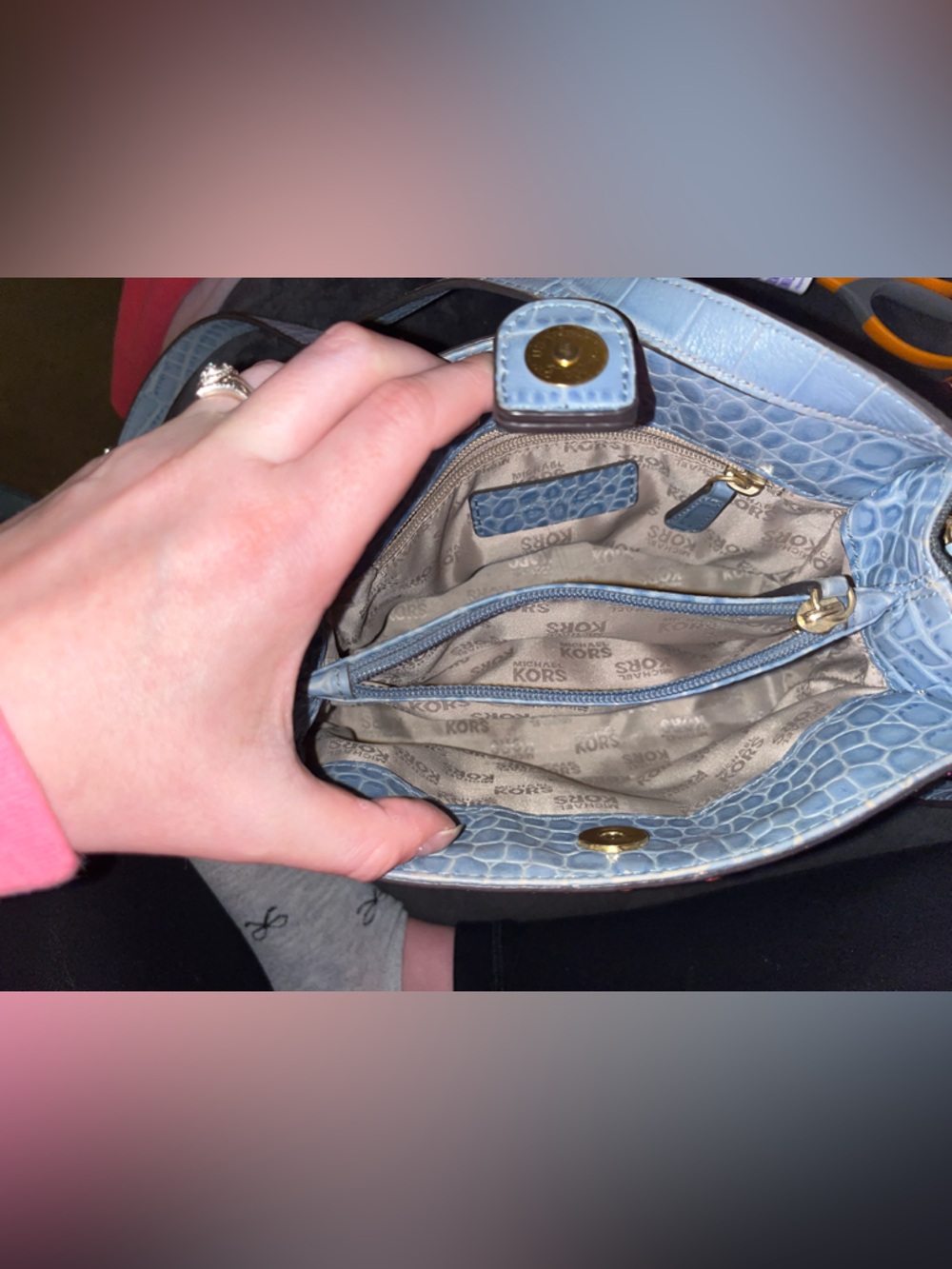 Michael Kors denim Canvas Crossbody with blue Leather Trim and Gold Hardware - Picture 2 of 4